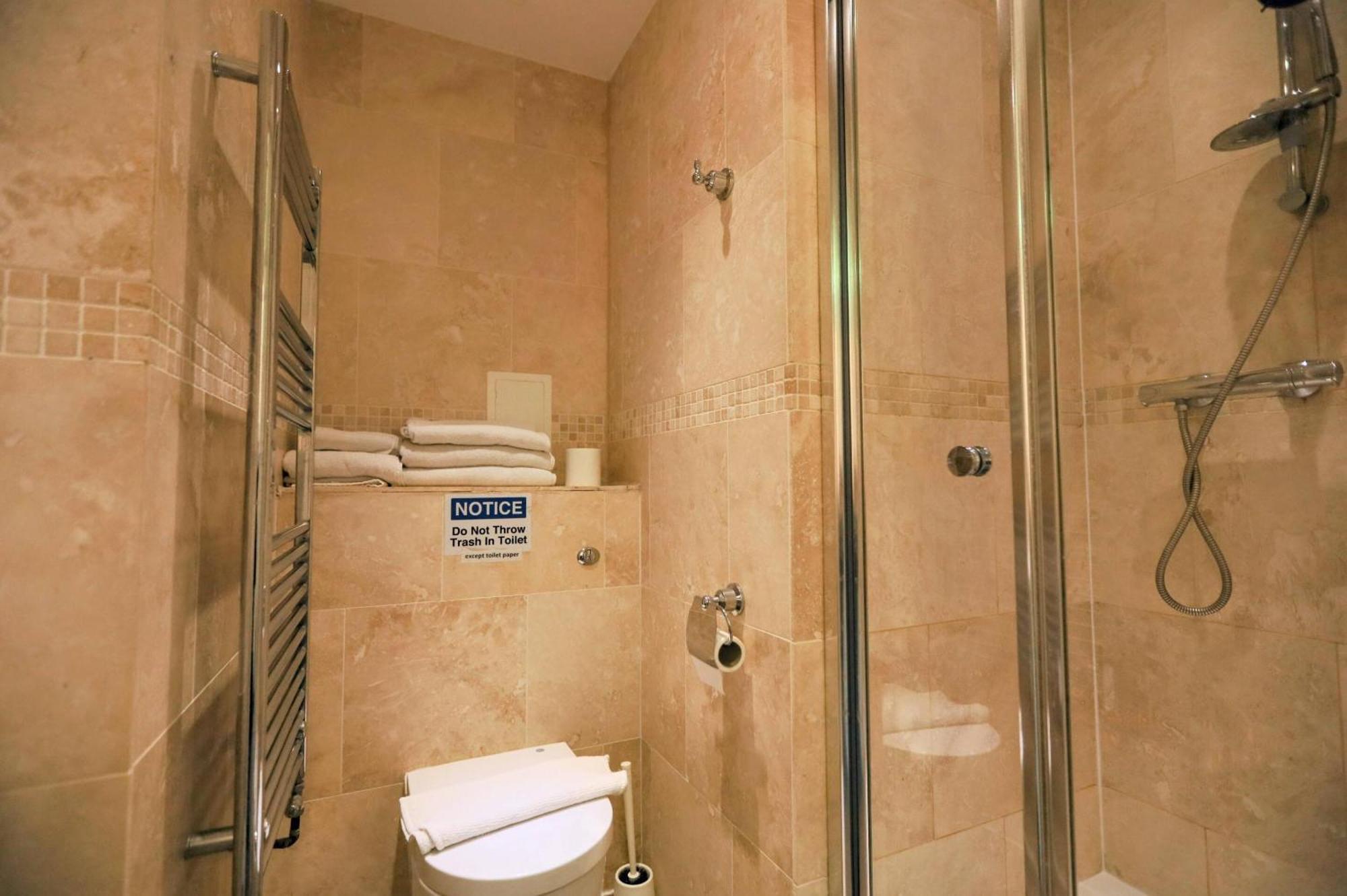 Frühstückspension Edinburgh Holiday Guest House 3*